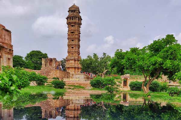 Mohammad Khilji was dusty by this Hindu king who built the most mysterious building in the world, see the black truth behind it in the video