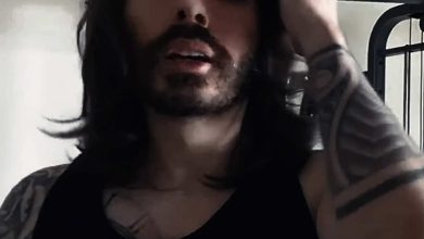 || This is the man who shat himself at a Deftones concert || … – ryan