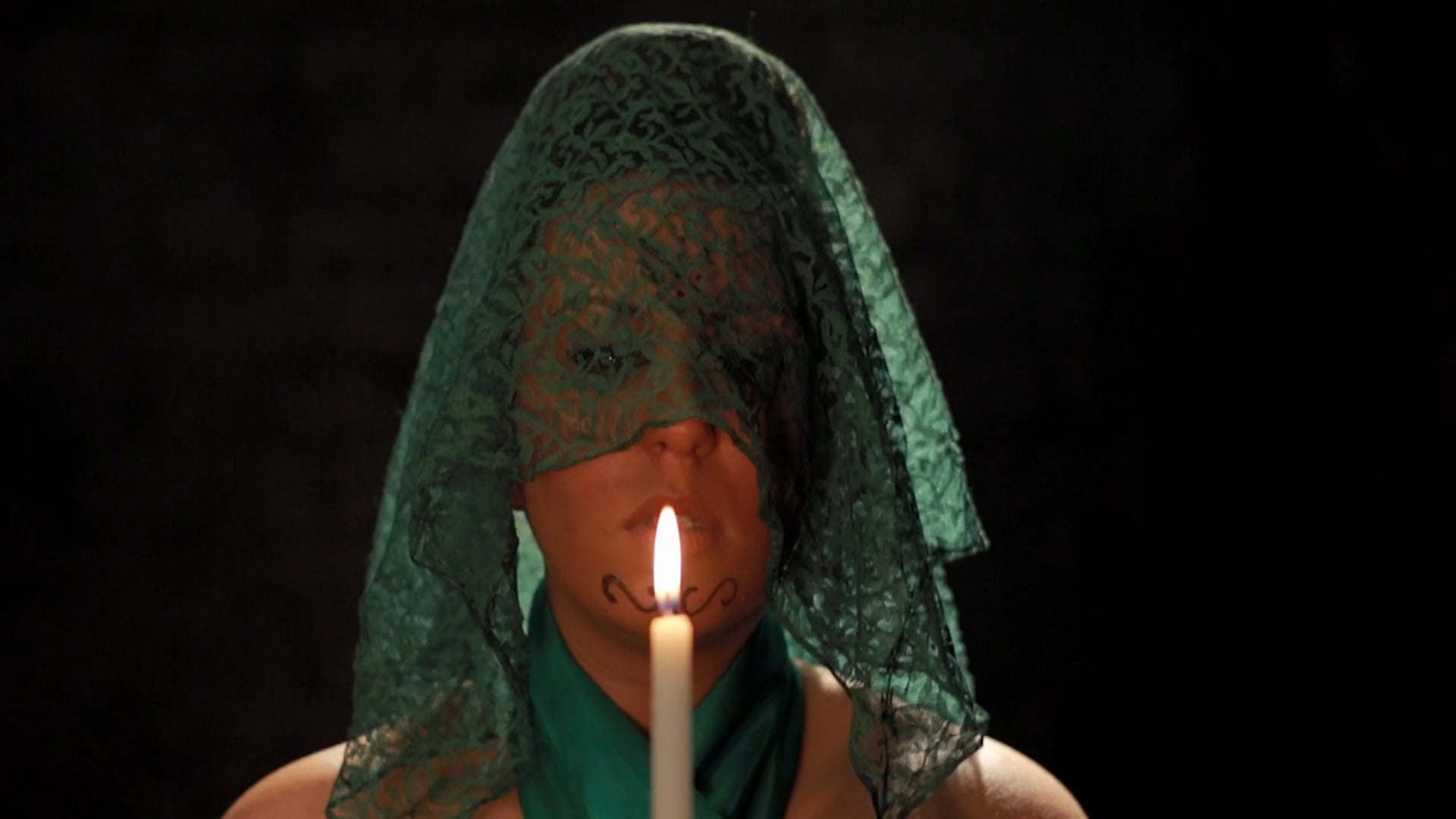 Mots pour Maux by Sarah El Hamed (Video Performance – 2015) – ryan