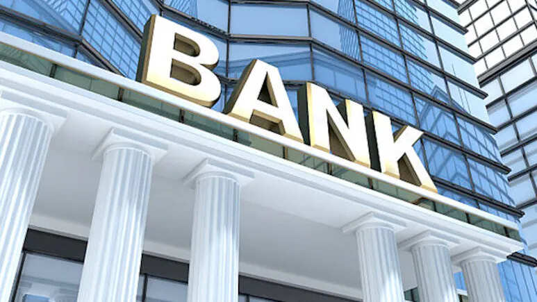 Bank holiday 2025: Banks will be open or closed today? Learn when and when the holidays will be in April