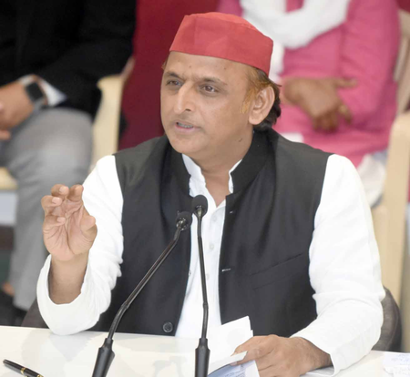 Akhilesh Yadav targeted BJP on Jain Society