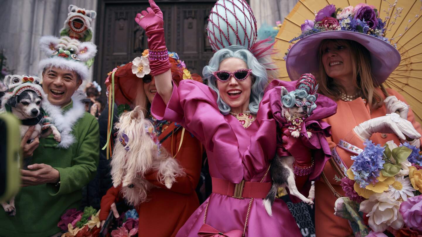 Colorful Hats and Costums Light Up Annual Nyc Easter Parade – ryan