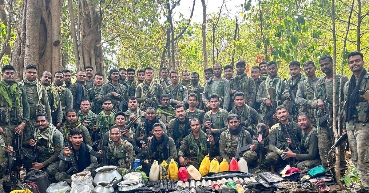 8 stacks including 1 crore prize Maoist commander in Jharkhand, had security forces success