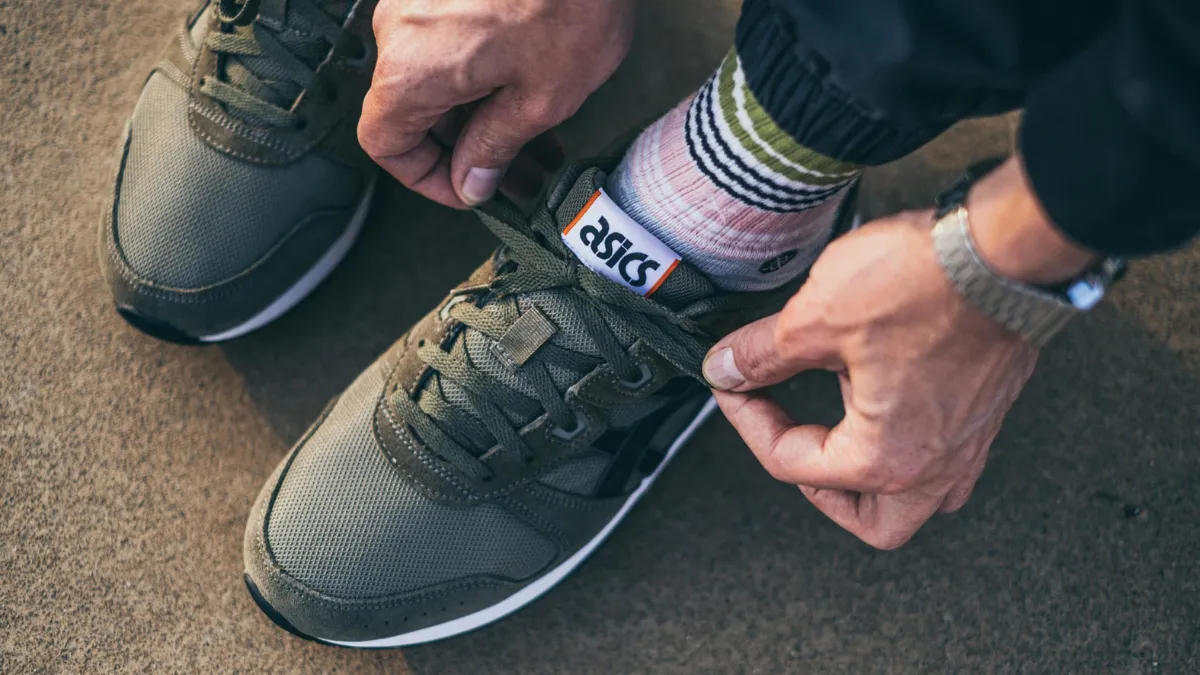 Best Asics running shoes for men under 7000 for maximum ease and traction
