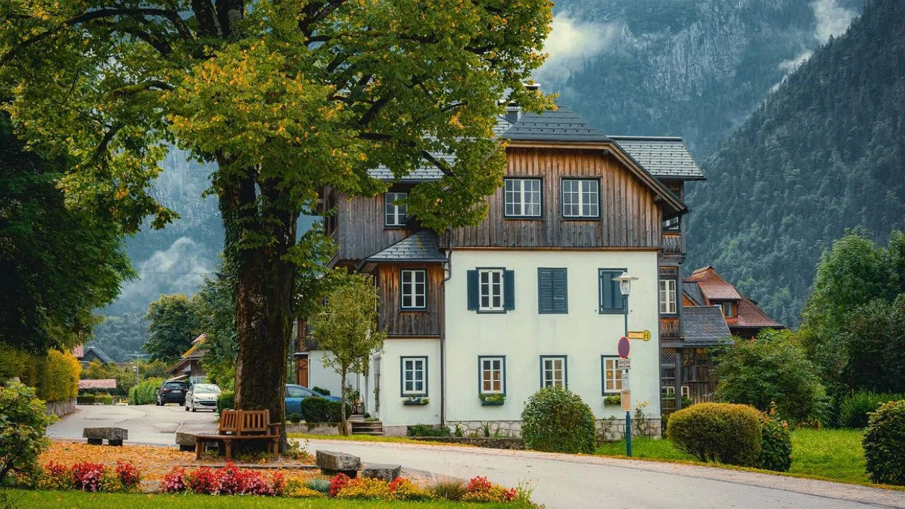 Chance to settle abroad, your home to live, the government here gives you 93 lakh rupees