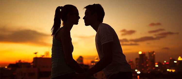 If you also want to be a true partner, then it is very important for you to understand these weaknesses of women, you see in the video and know why?
