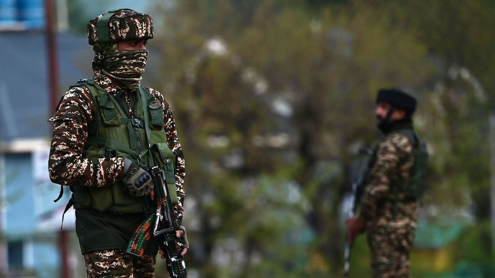 IB -Officer under 26 killed in Pahalgam terror attack, wife and two children survive | Today news