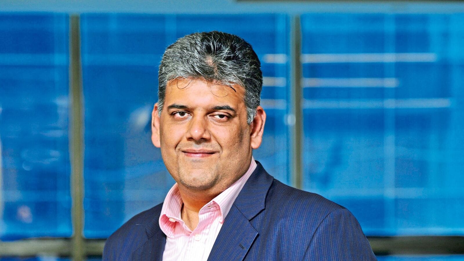 UBS fetches an interest in 360 one, eyes further on the size