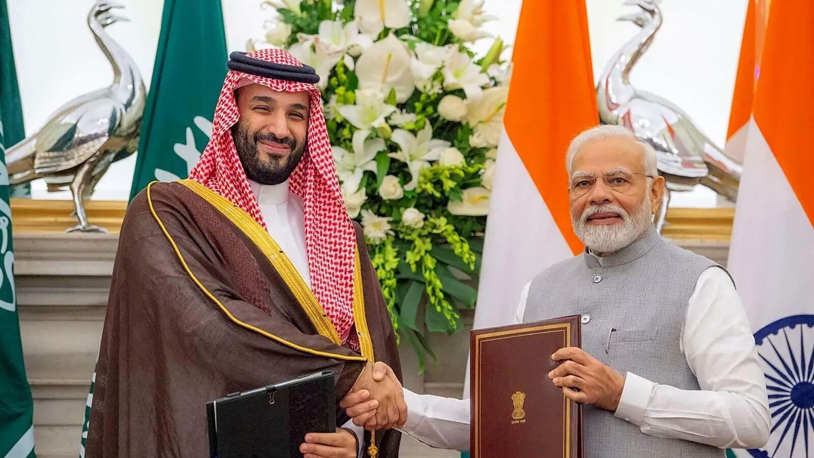 Premier Modi to discuss Hajj 2025 quota with Crown Prince; 620 Deputationists to serve Indian pilgrims in Saudi Arabia | Today news