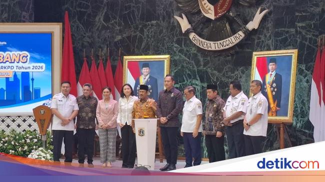 When Veronica Tan returned to the Vice Minister to Jakarta Town Hall