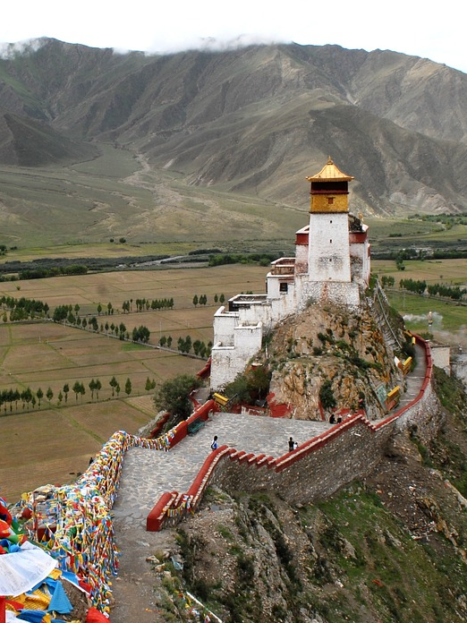 Tibet is the roof of the world?