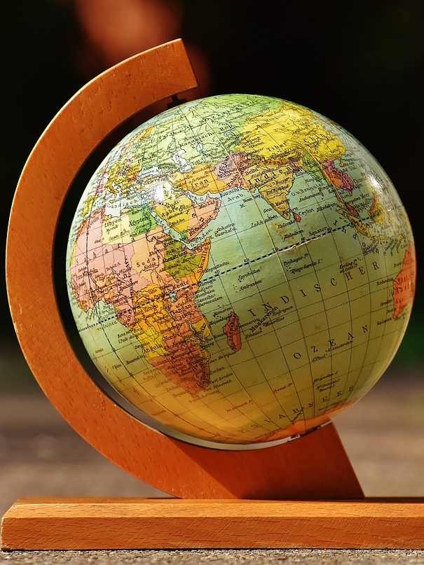 2 countries, whose most neighbors in the world