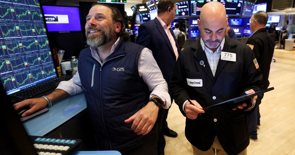 US stock indicators are rising amid signs of a breakthrough in commercial tension