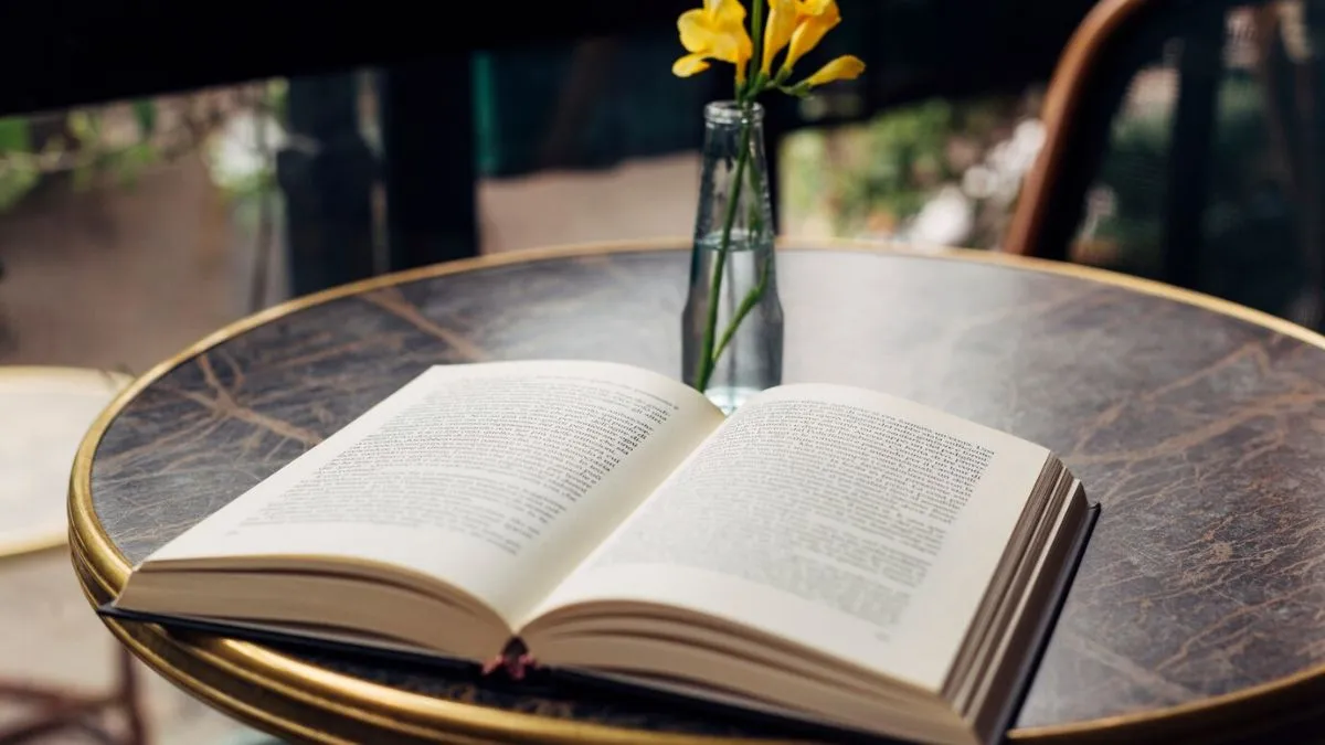 Best scientific novels: stories created with imagination and real facts