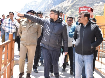 Uttarakhand: General Secretary Anand Bardhan reviewed Kedarnath-Badrinath’s development works