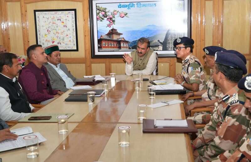 Sukhu discusses the offer and safety issues of local products to ITBP