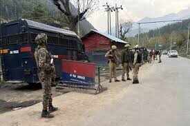 In Jammu and Kashmir, 6 terrorists fall out of the explosion, see in the video, warn the government not to cover the army movement