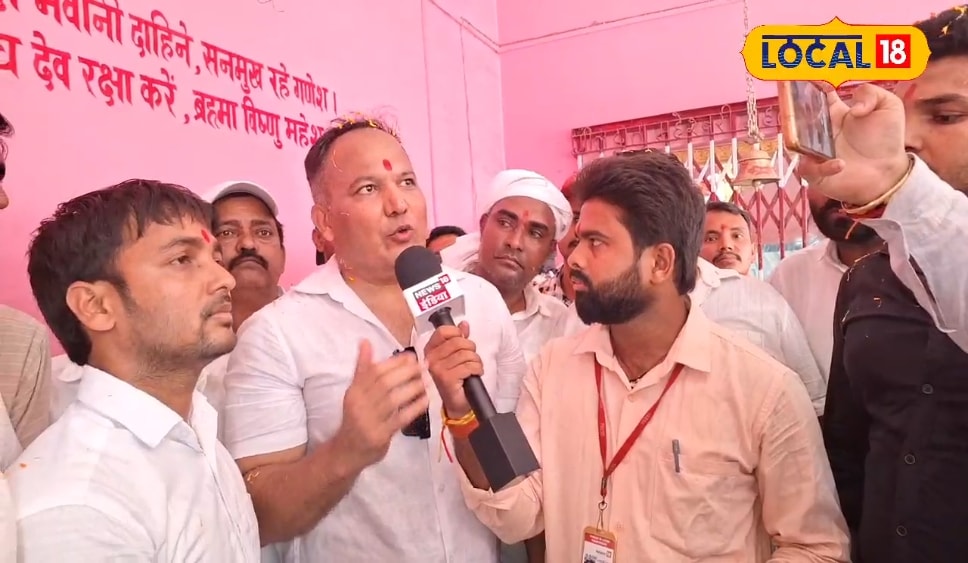 Former IPS Shivdeep Countries, who left on Padyatra, began the life of Araria