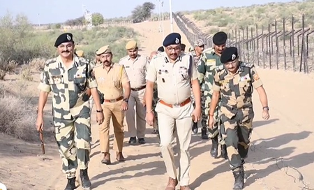 BSF IG ML Garg said on Bikaner Tour: “Borders completely safe”
