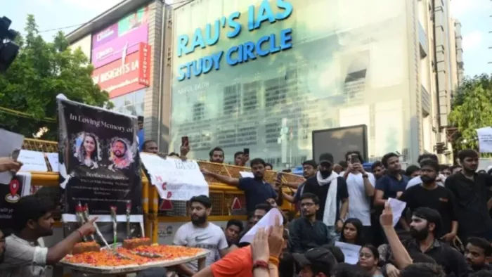 Roads will drown again in the old Rajendra Nagar, PWD has done no concrete work; 3 Students passed away last year – Old Rajendra Nagar roads will be against the Monsoon PWD underwater, and no concrete work done