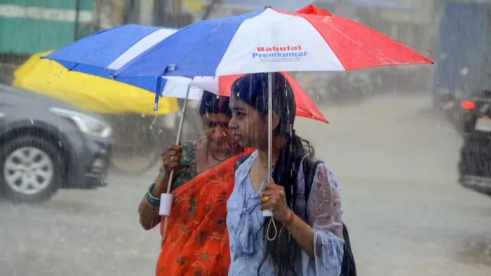 Bihar Rain Alert: Again will turn into Bihar, strong storm will run with rain; Red Alert issued in many districts – Bihar Rain Alert Red Alert issued for various districts amid storm and rainfall