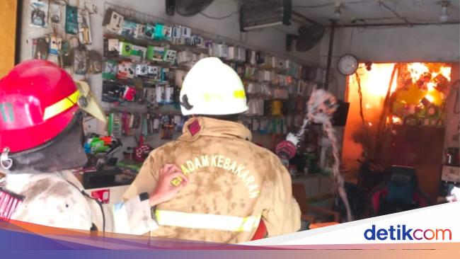 Shophouse in pondok deer fired due to corsiping: there is an explosion, 1 person injured