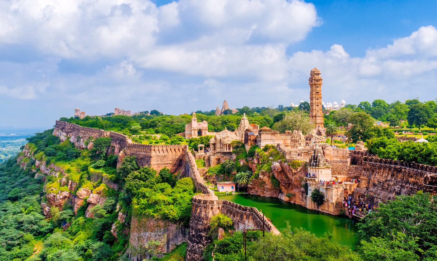 Many awful secrets are hidden in this fort of Rajasthan, who looks beautiful from heaven, every secret in the video will scream
