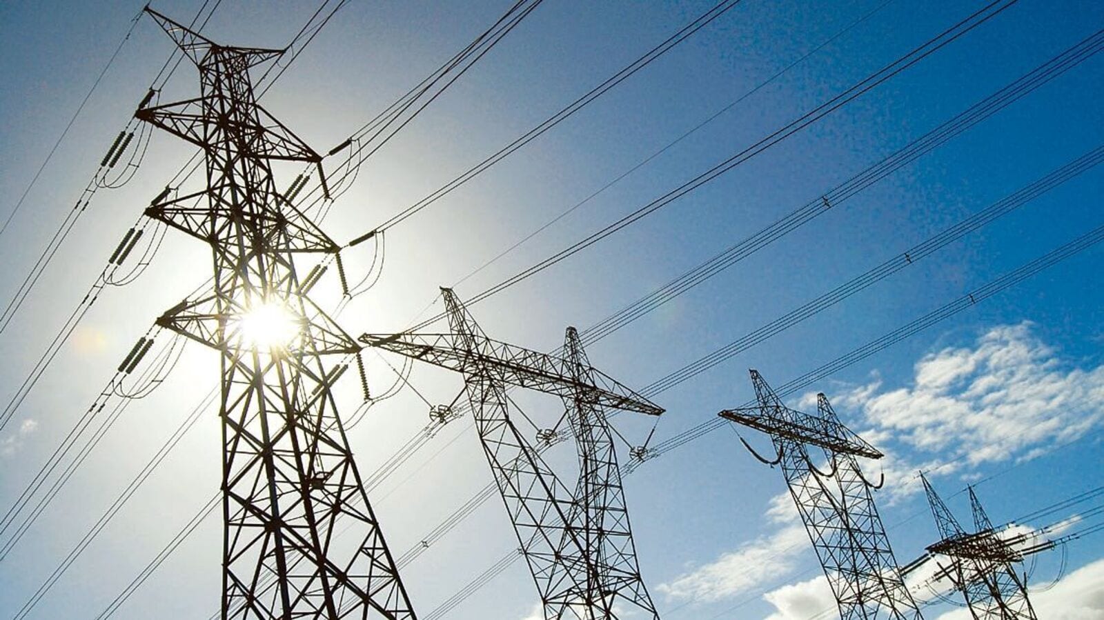 Delhi’s peak capacity of power bell 6015 MW amid rising temperatures | Mint