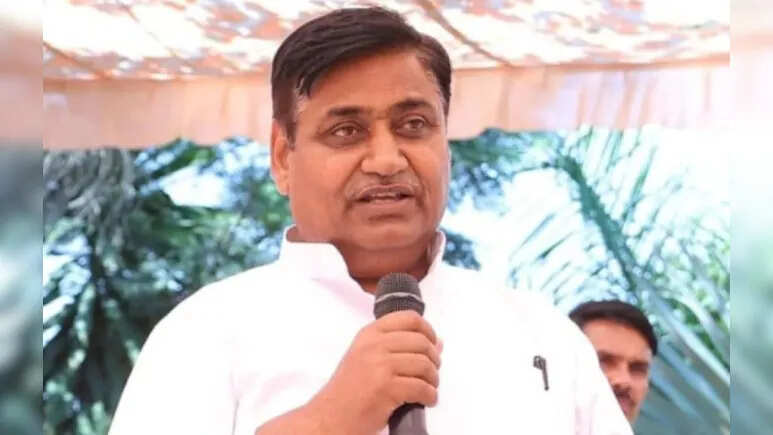 ‘Kirodi accuses electricity theft, why cm is quiet’ dotasara said- we called BJP 11 Pauws