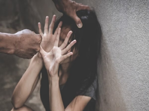 The teaching teacher showed the students forcibly to know the story of such a disgraceful act of the teacher. The teacher would be surprised to know