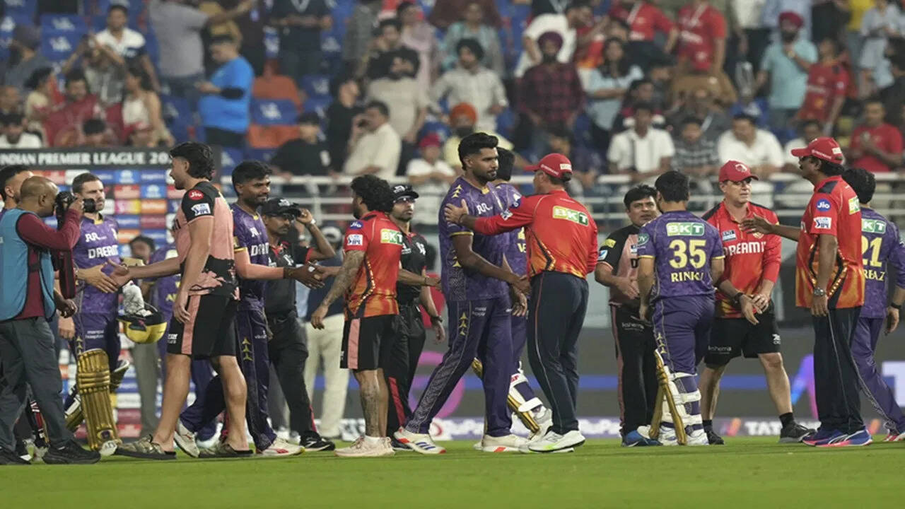 IPL 2025: Team loses match on match, players are fined
