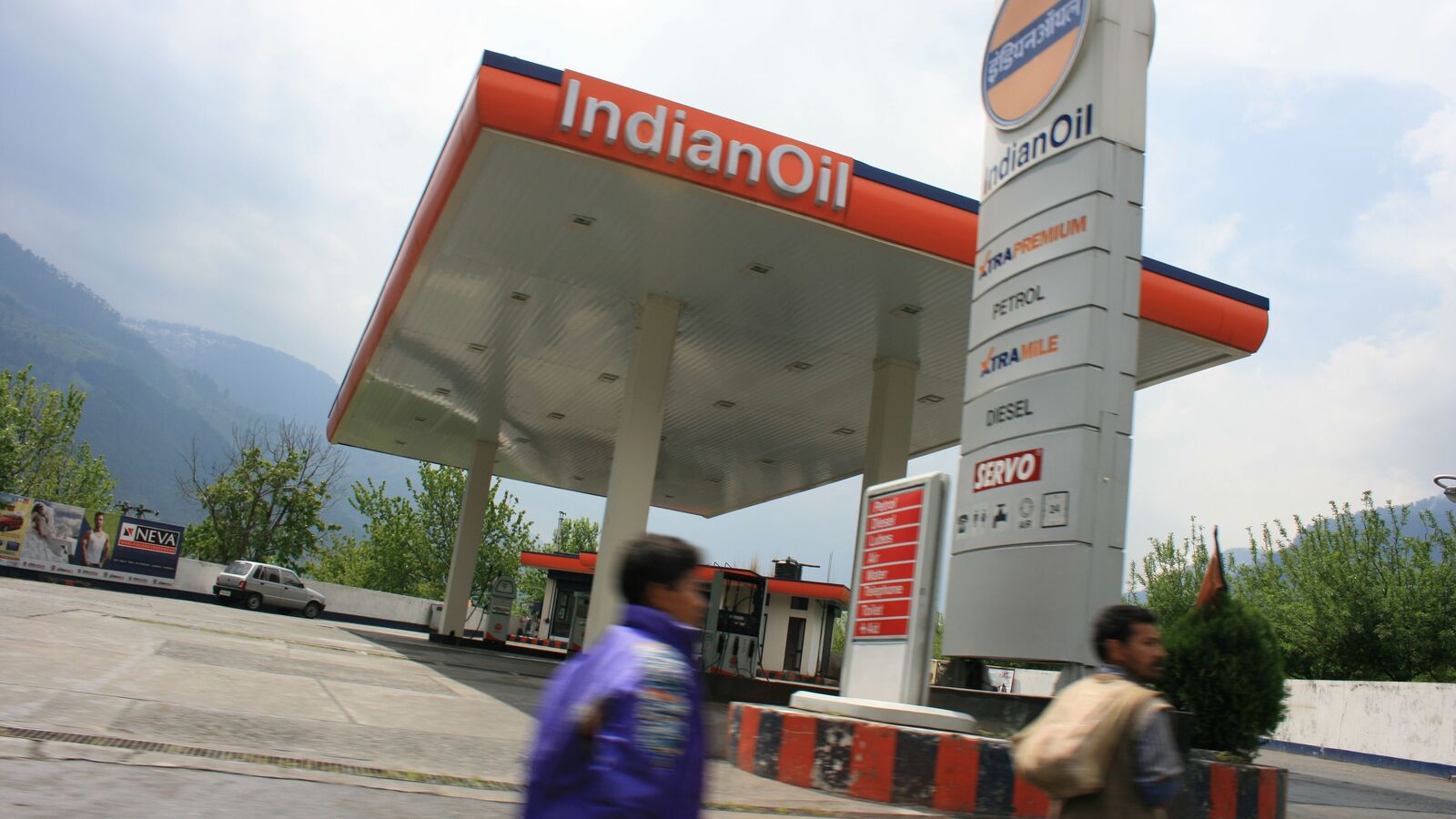 Iocl q4 results preview: weaker margins, crude oil volatility can use profitability | Einsmark news