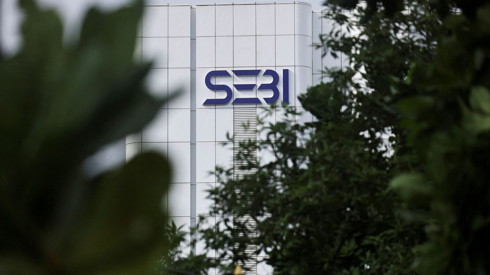 Sebi extends the deadline for implementing T+0 settlement until November 1 | Einsmark news