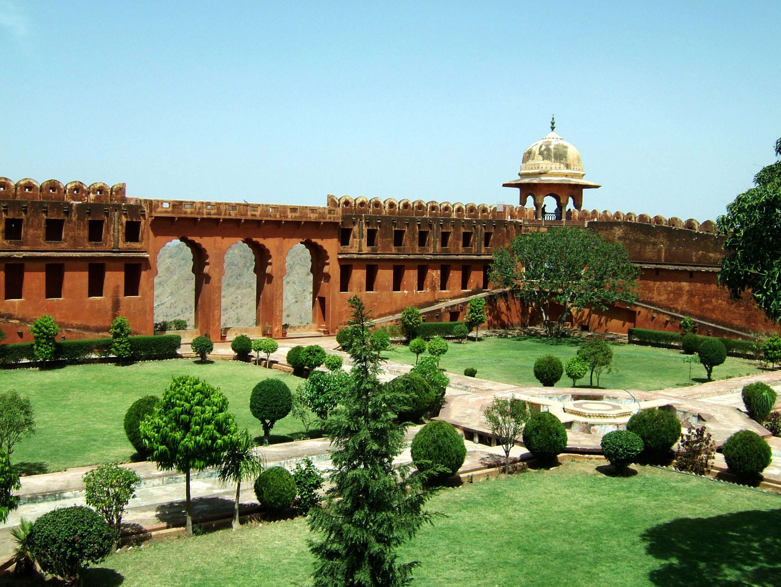 A fort of Rajasthan where Bhairav Dev himself gives Pahra? You will be shocked in the video in the video