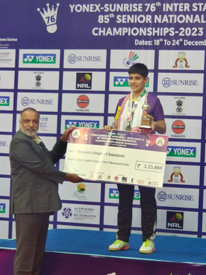 16 -Year -old Anmol won the title of Senior National Badminton Champion