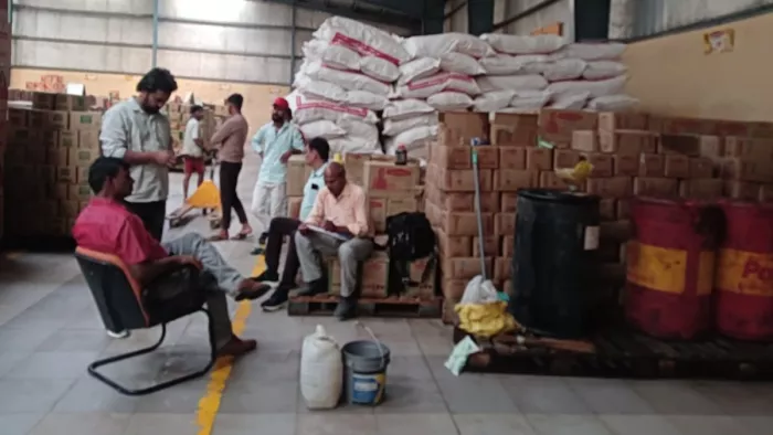 Patanjali’s 1260 liters of oil, 3600 bottles of water sea in this city up; Department of Food Safety has taken big steps – Patanjali oil has seized