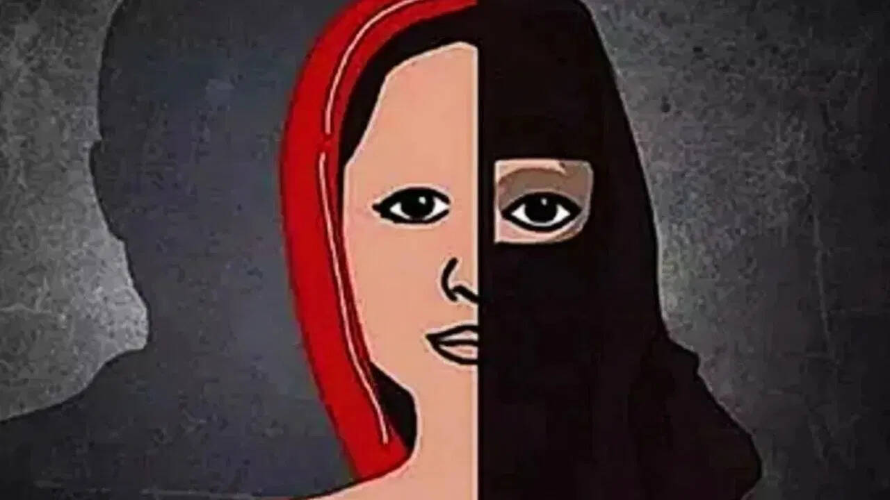 Sunny appears to be Khurshid, marriage was hidden 5 years ago, now the pressure of repentance on his wife
