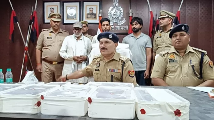Welding store during the day and at night … The police attacked on a large bust, three accused arrested – police arrested illegal gun manufacturing unit in Shamli