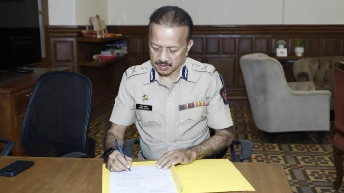 IPS Deven Bharti will be the new Mumbai Police Commissioner will take the lead today – IPS Deven Bharti will be the new Mumbai police commissioner who will take the lead today