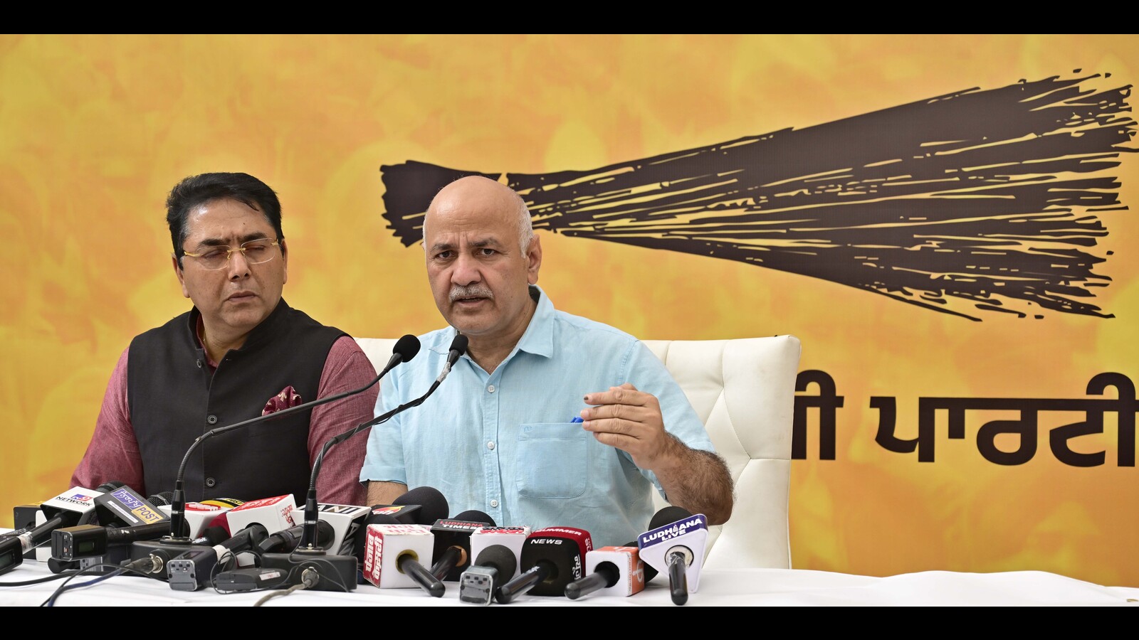 Stop Ops of Face Jail, Sisodia warns drug dealers