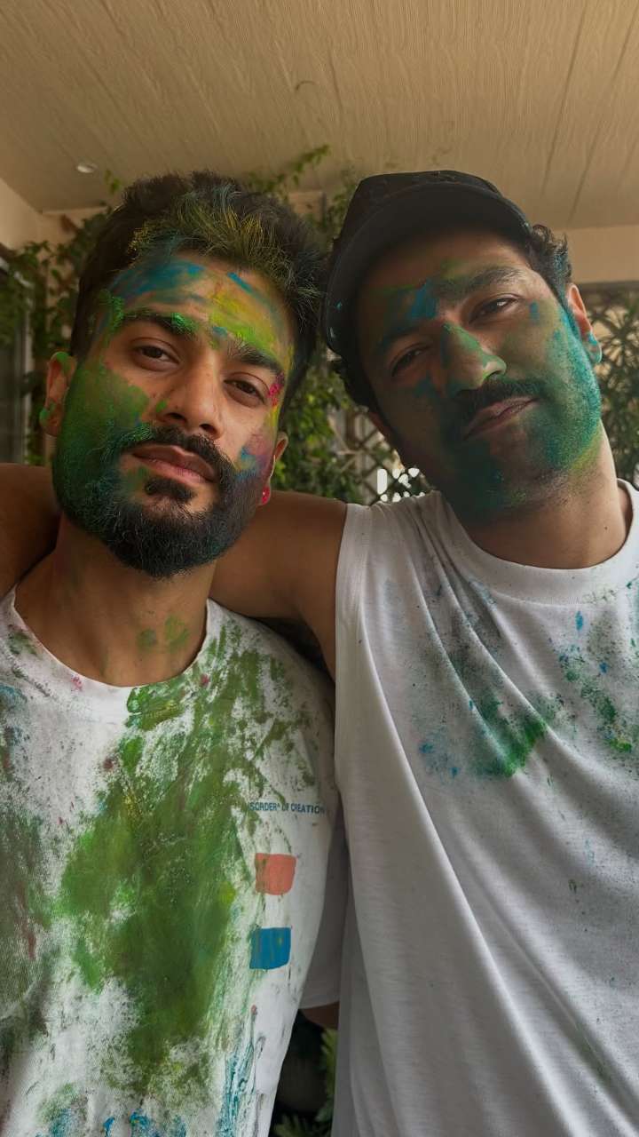 These Bollywood stars are painted in the color of Holi, see photos