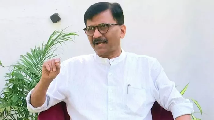 Maharashtra: Sanjay Raut is accused of trying to bribe the legislature estimation committee now there will be there