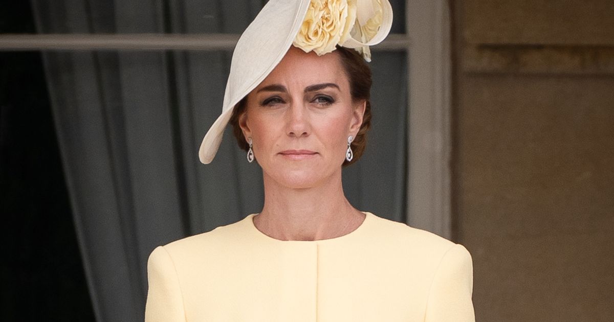 Princess Kate Declales This Colour is the Wedding Guest Dress Shade of the Season – ryan