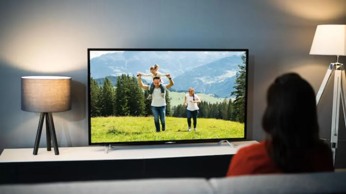 Which Xiaomi TV is the best: LED or QLED for cinematic footage