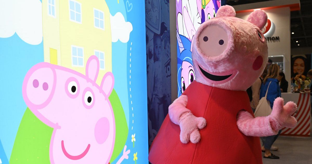 peppa-pig’s-baby-sister-evie-will-label-mummy-pig-extra-than-2,000-in-her-first-year