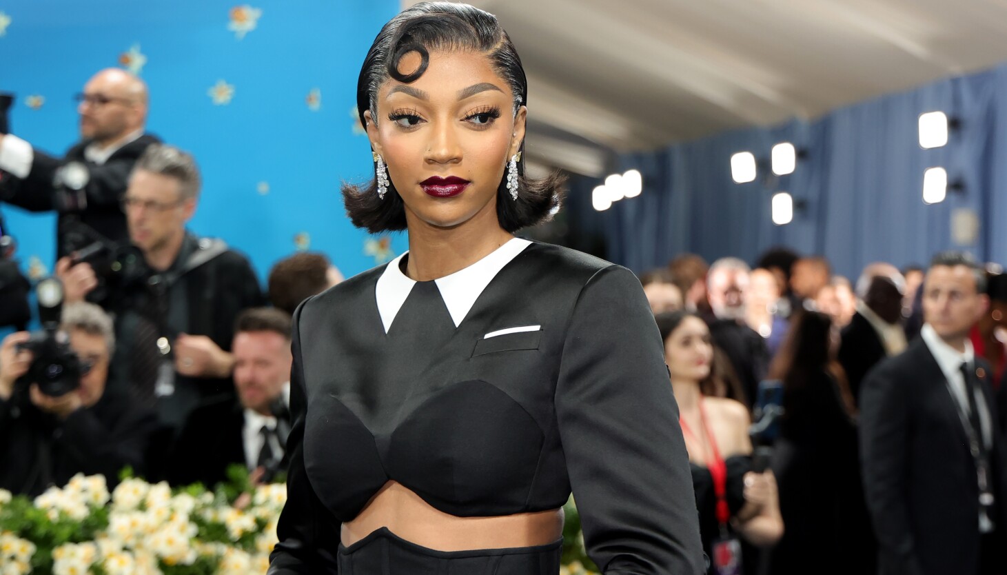 met-gala-photos:-angel-reese,-simone-biles-are-supreme-looking-out-at-arrivals