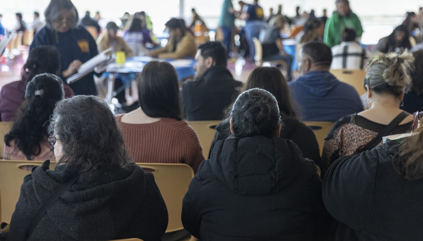 the-frenzy-in-illinois-to-turn-out-to-be-a-us-citizen-amid-immigration-crackdown
