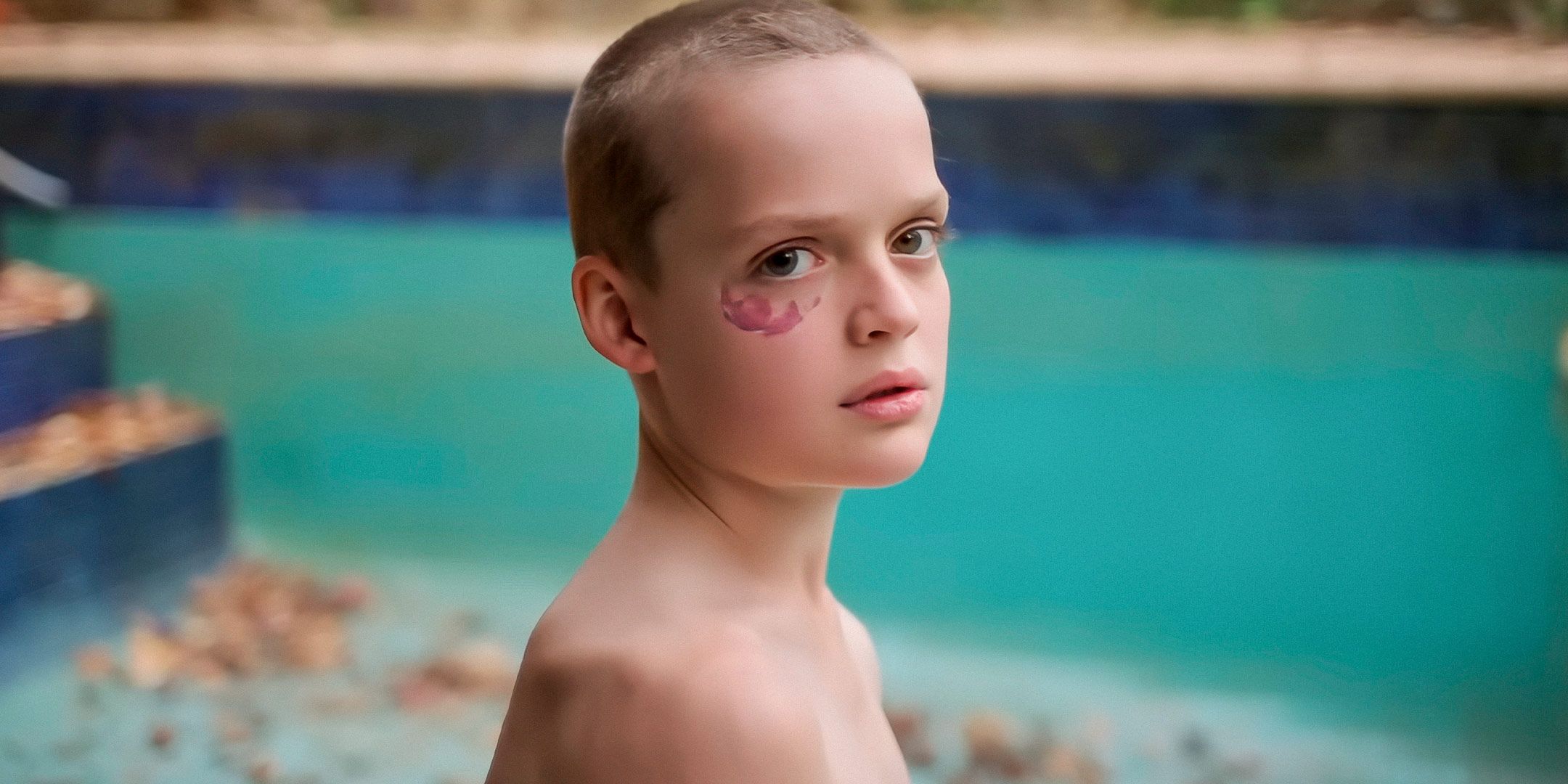 a24’s-unusual-horror-movie-is-associated-studio’s-past-$-92m-hit,-cloak-directors