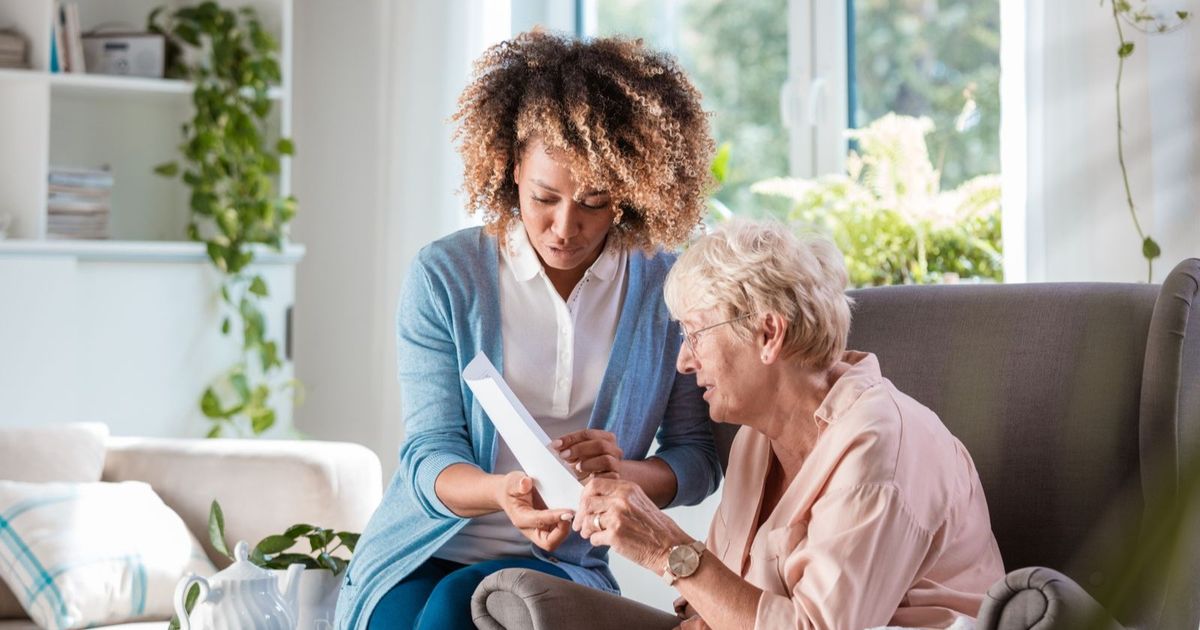 Study: Optimism increases the ability of the elderly to recover after the fall