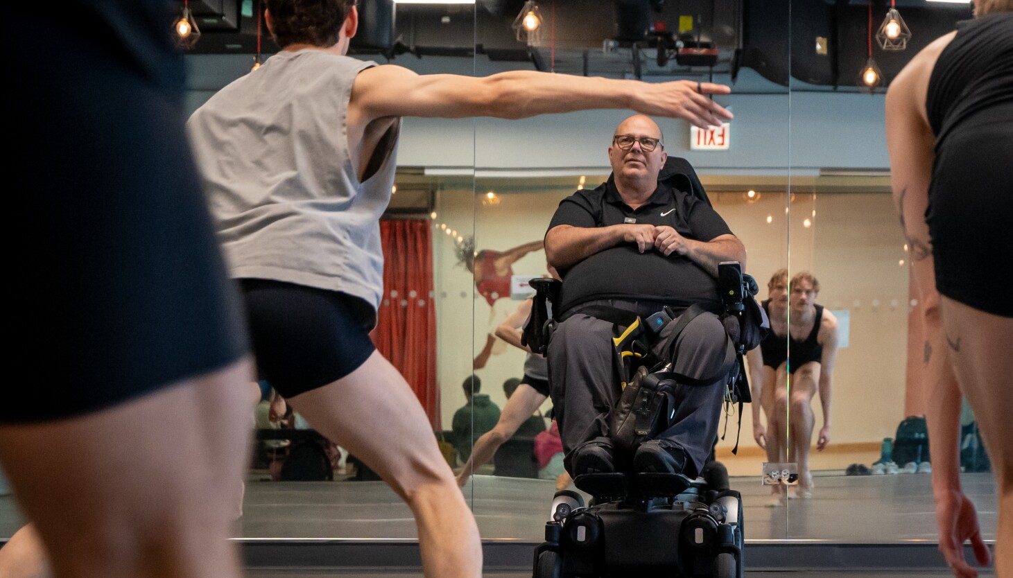 choreographer-frank-chaves,-in-his-broken-physique,-creates-one-extra-ravishing-dance-in-chicago